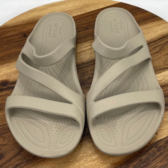 Crocs Kadee II 506756 Womens 10 Strappy Flats Slip On Beige Matte Sandals - Picture 8 of 11